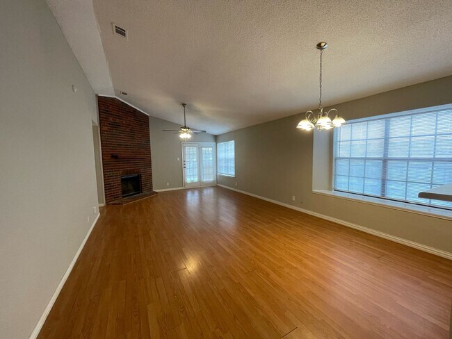 Photo - 5205 Trailhead Dr