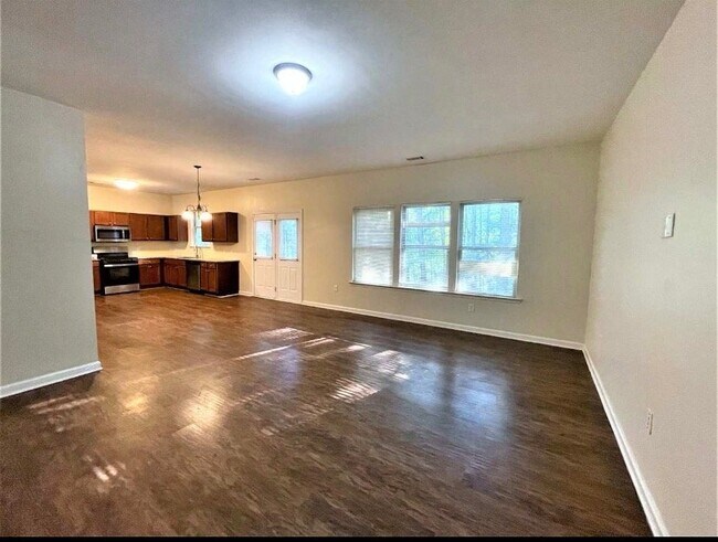 Photo - 2495 Valley Creek Dr