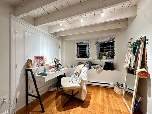 Building Photo - 836 Huntington Ave Rental
