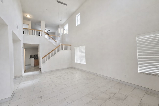 Photo - Bright & Spacious Woodland Home with Functional Layout 3 bed/2.5 bath