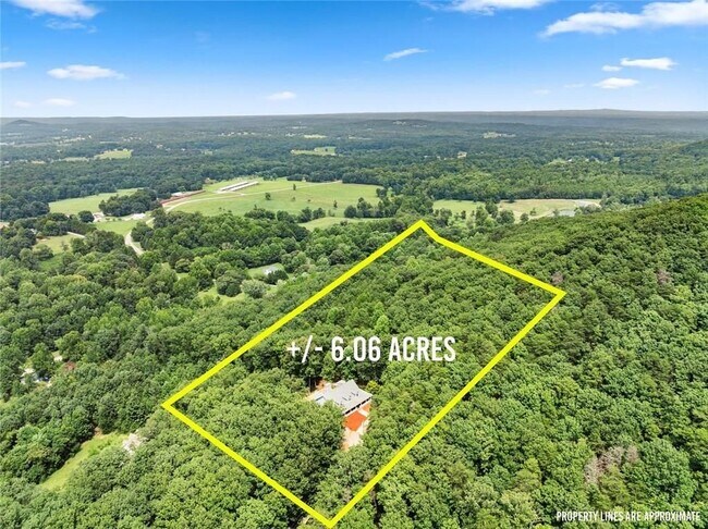 265 Lynda Ln