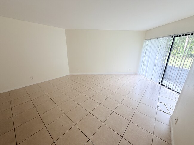 Photo - 2000 N Congress Ave