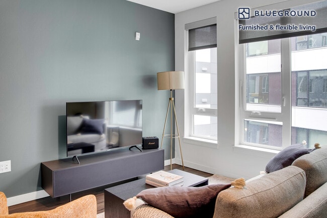 Photo - 221 Minor Ave N Unit FL4-ID375