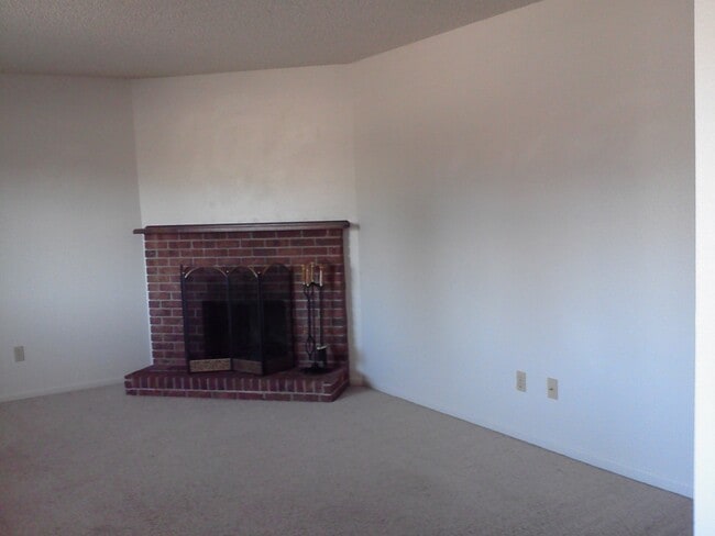 5321-5327 Akes Drive