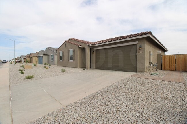Photo - 2589 E San Miguel Dr