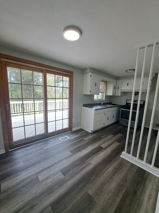 Photo - 517 Brinwood Ave