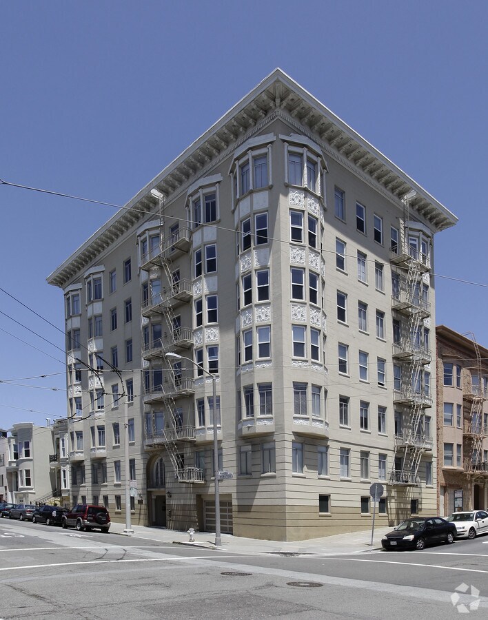 Photo - 2300 Webster St Apartments