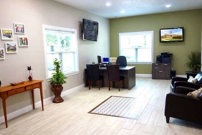 Photo - 1212 Glen Garden Dr