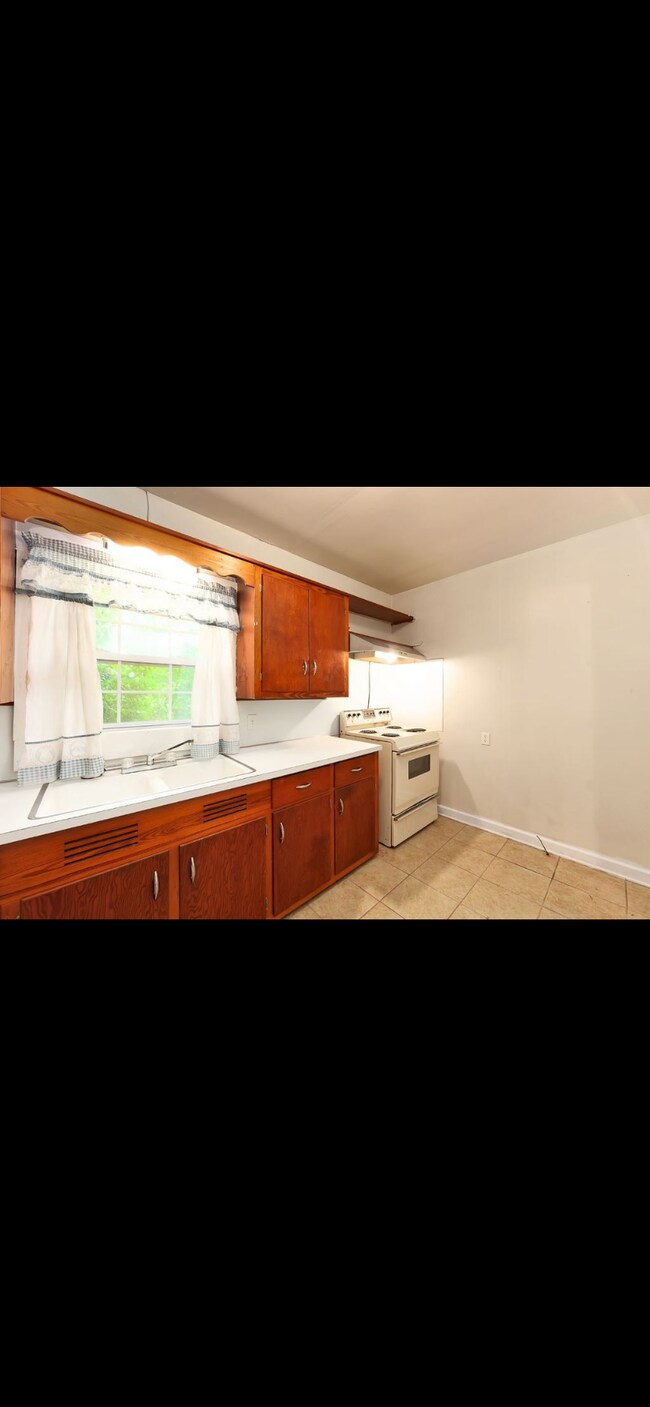 Photo - 12 Laurel Ln Unit 14 Laurel Lane