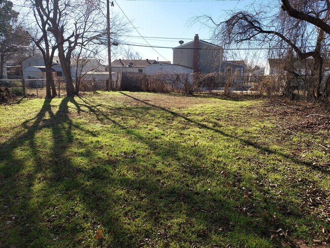 Photo - 3 bedroom 1 bath