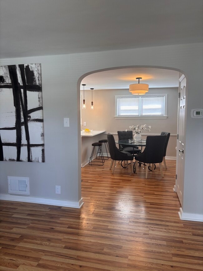Photo - 125 E 11th Ave