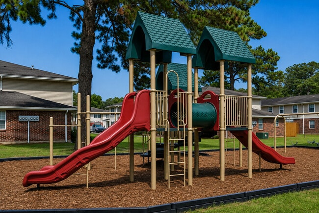 Live Oaks Apartments