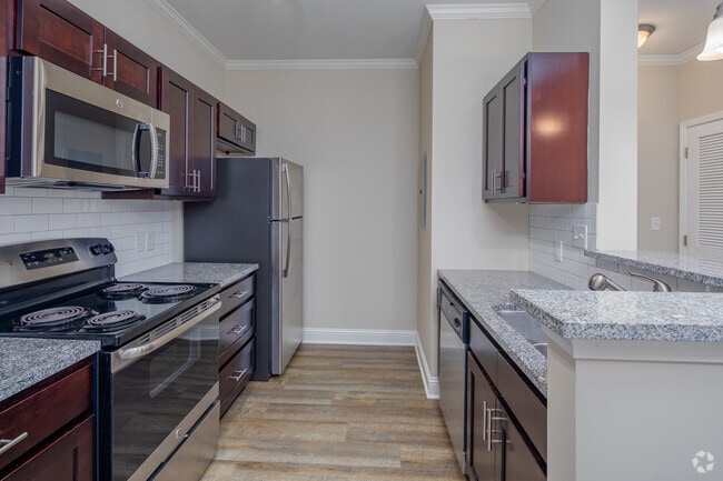 1BR, 1BA - A1L - 722SF - Kitchen - Westcreek Villas