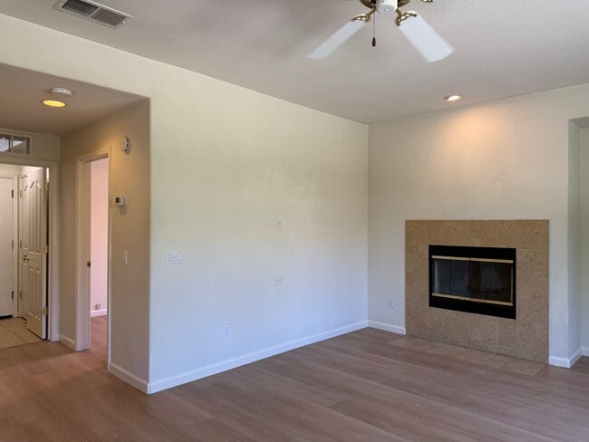 Photo - 9633 McKenna Dr
