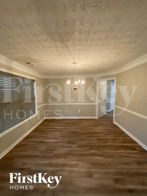 Photo - 622 River Rock Cir