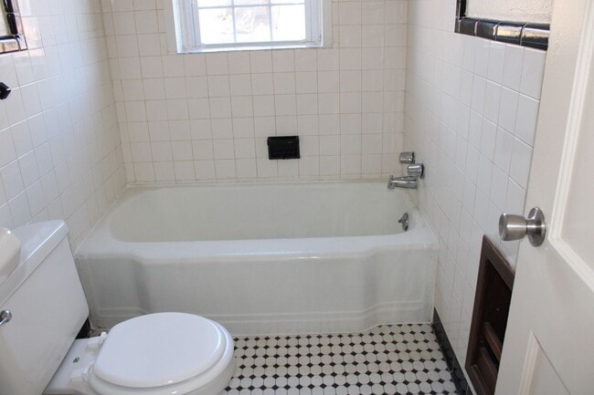 Photo - Close to Tinker