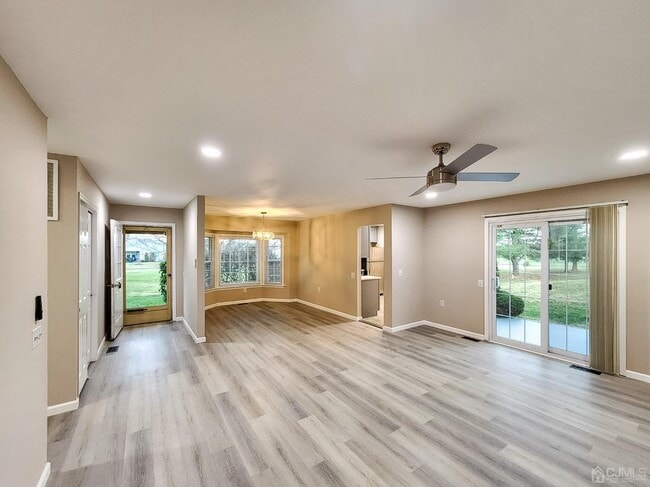 Photo - 3 John Adams Ct