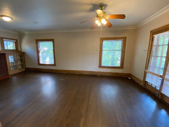 Photo - 2084 Waldeck Ave Unit 2084