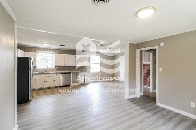 Photo - 3452 Doster Way