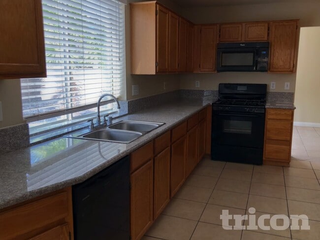Photo - 6941 Wine River Dr