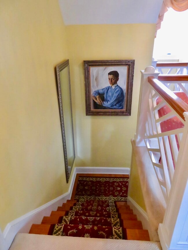 Photo - 1044 26th St S