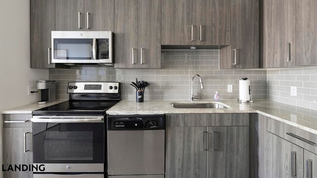 Photo - 101 S Center St Unidad 477