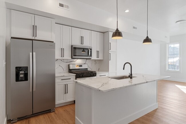 Photo - 506 Foreland St Unit 1