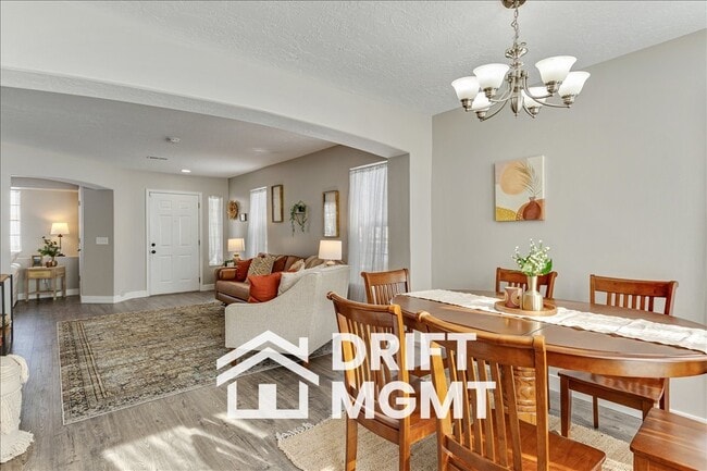 Photo - 184 E Rideout Hall Ln