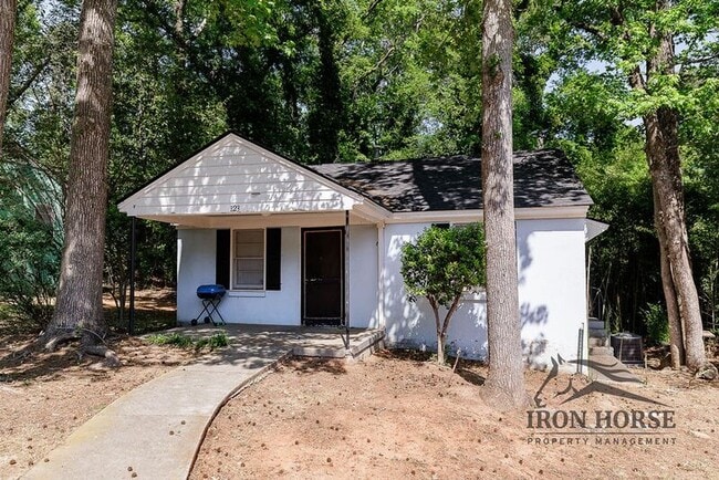 Photo - 123 Hollie St