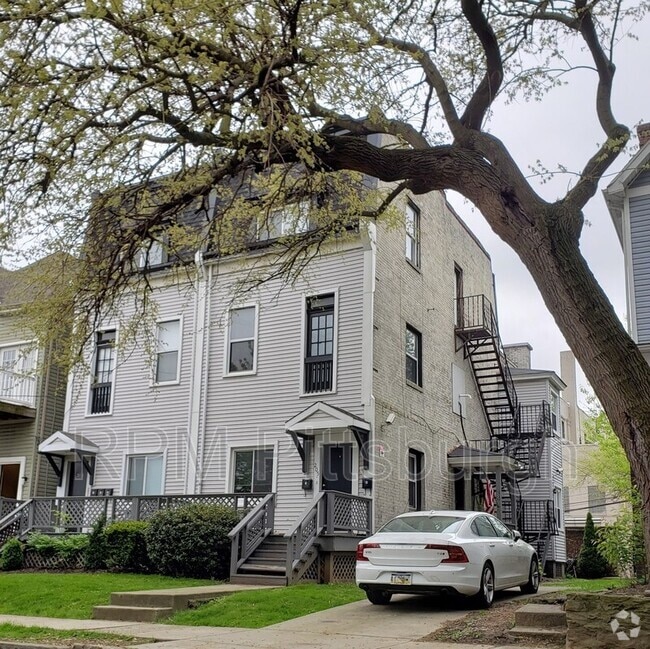 Building Photo - 205 Lehigh Ave Rental
