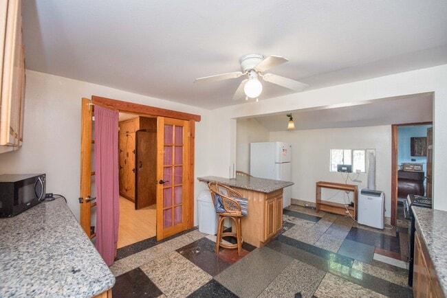 2599 Huntington Dr