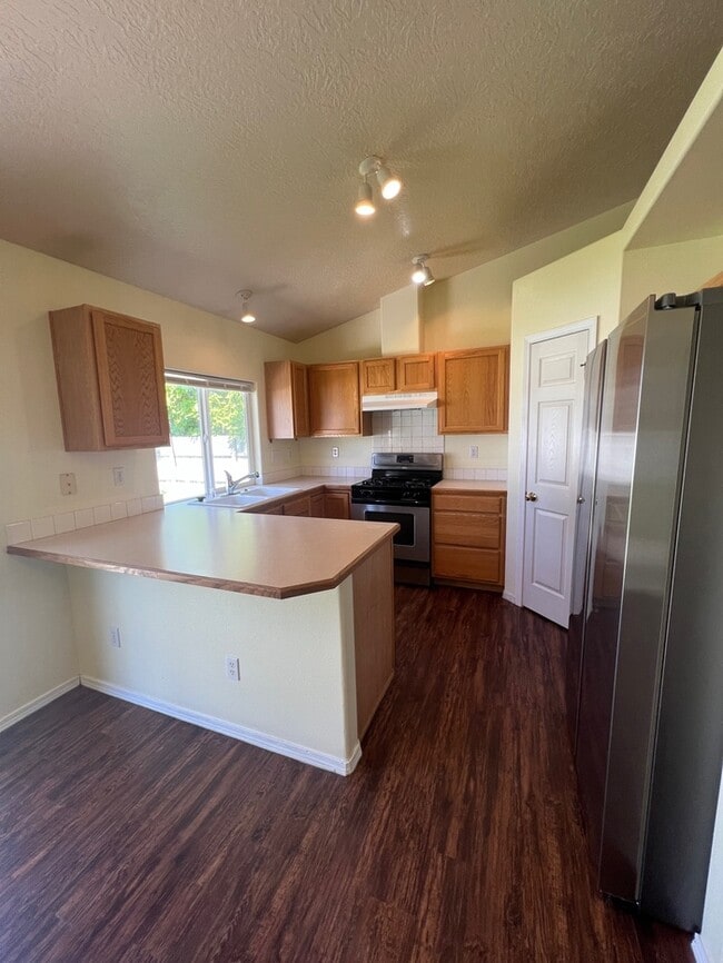 Photo - 3 Bed 2 Bath House in Nampa!