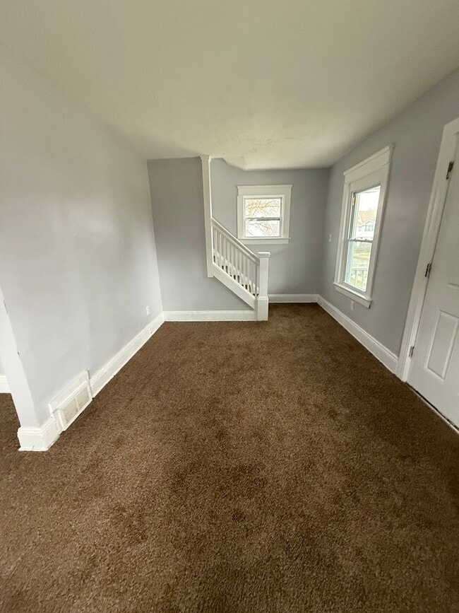 Photo - 4bd Single Section 8