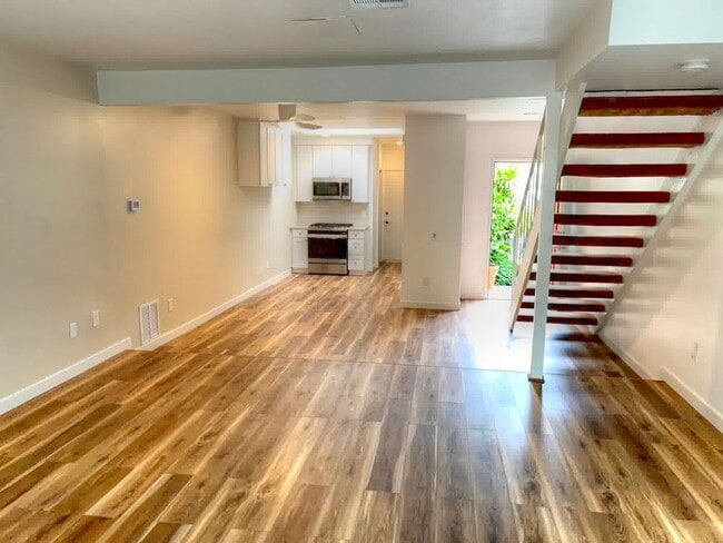 Building Photo - 33936 Alcazar Dr Unit 33936 Alcazar