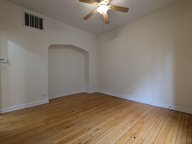 Photo - 2132 W Concord Pl Unit 1R