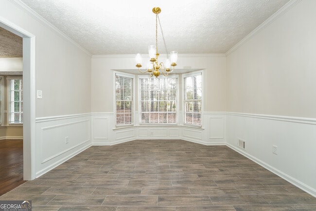 Photo - 180 Wills Way