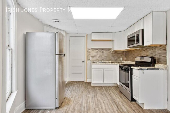 Photo - 195 Auburn Ave Unit Upper