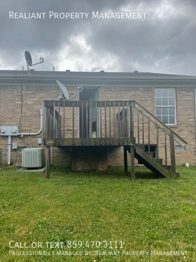 Photo - 303 Parker Pl House