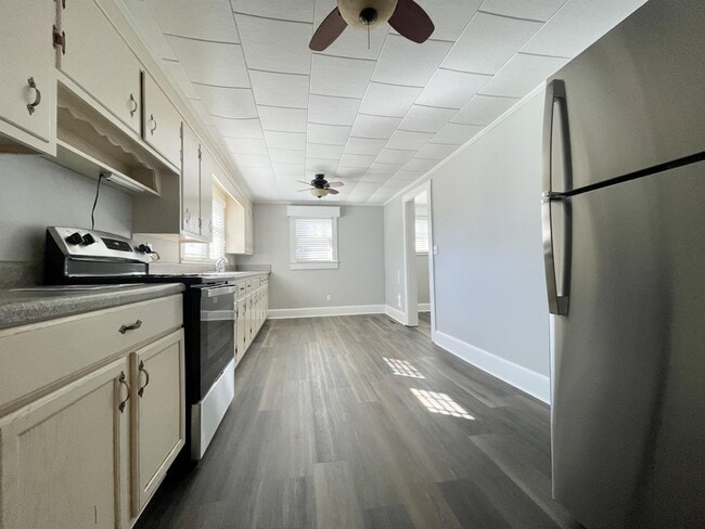 Photo - 1943 Blowing Rock Blvd