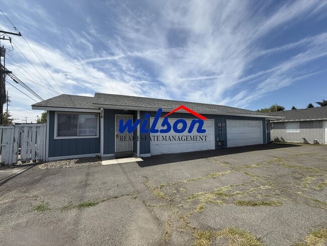 Building Photo - 1007 S 17th Ave Unit A