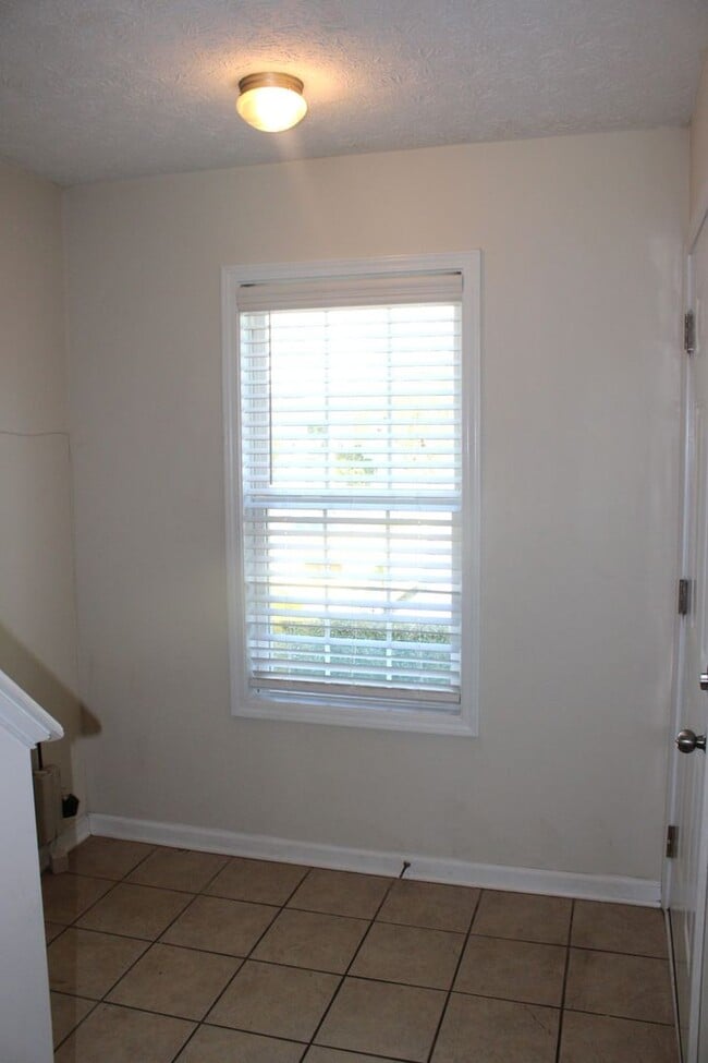 121 Heather Glenn Cir