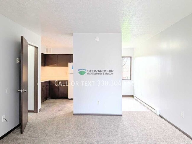 Photo - 311 Engadine Ct Unidad D6