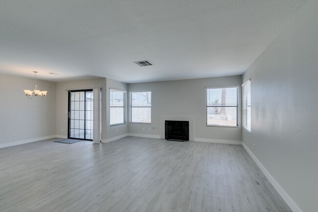 Photo - Great 3 bedroom home in South Shore!!