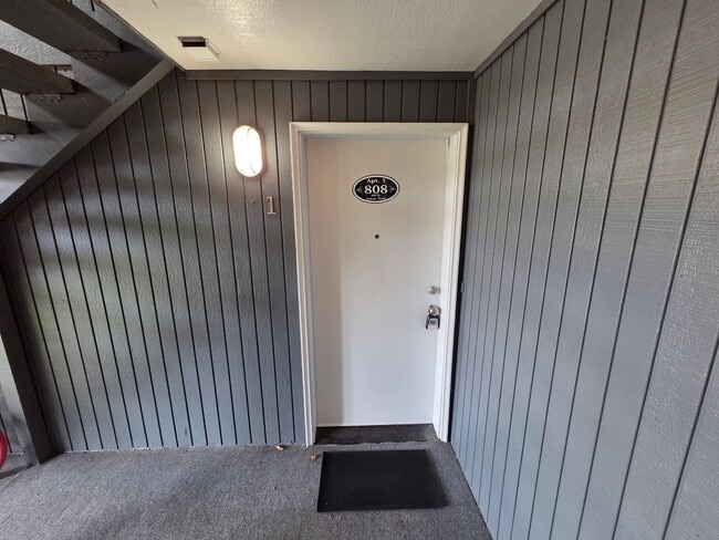 Photo - Newly Remodeled Two Bed One Bath Unit in the Heart of Sultan