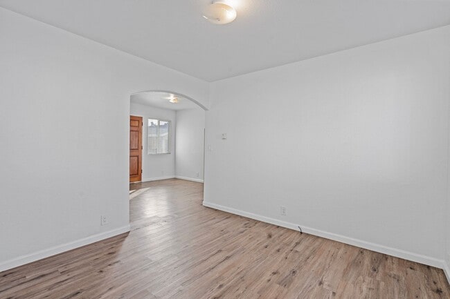 Photo - Adorable 1 Bedroom Unit!