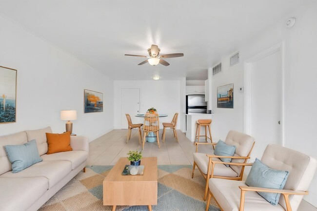 Building Photo - 3040 NE 16th Ave