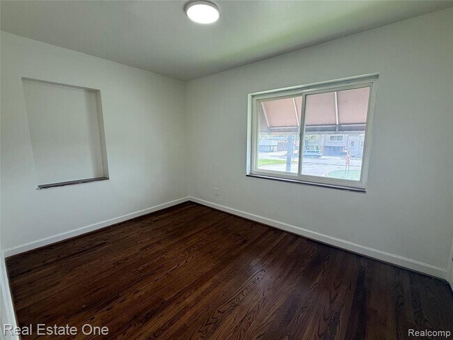 Photo - 24720 Michigan Ave