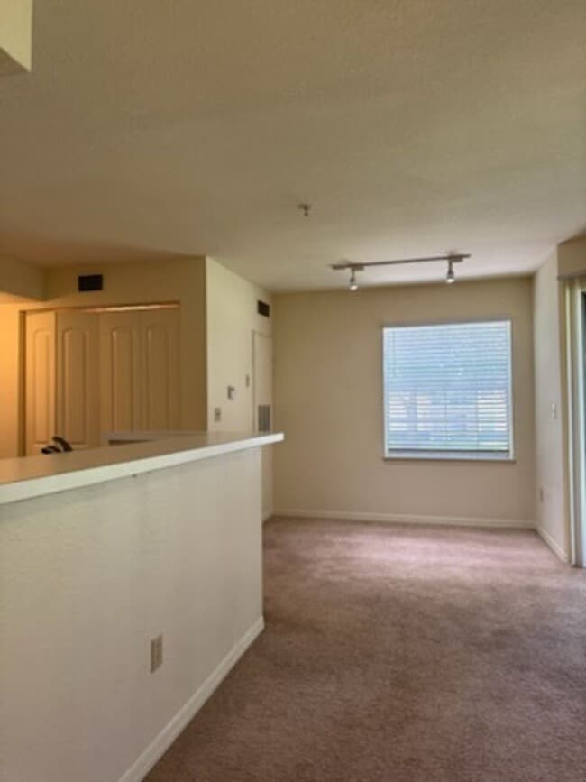 Photo - 7270 Westpointe Blvd Unit 924