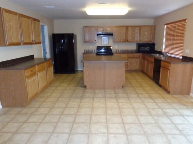 Photo - 20589 E 55th Ave