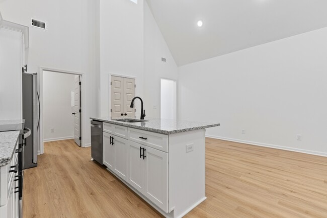 Photo - 116 Summer St